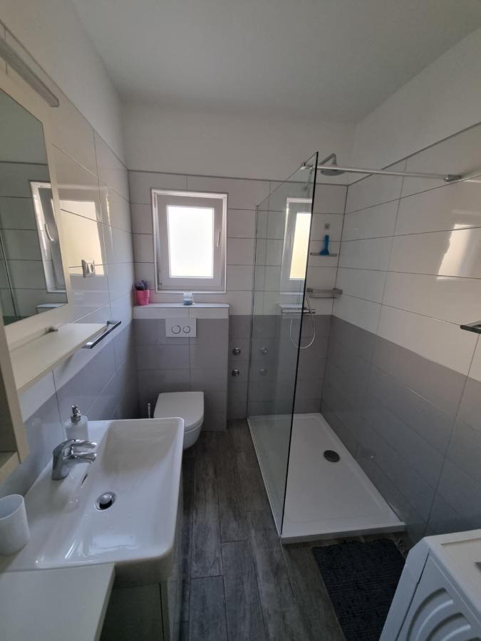 Apartments Jadran Primosten Bagian luar foto