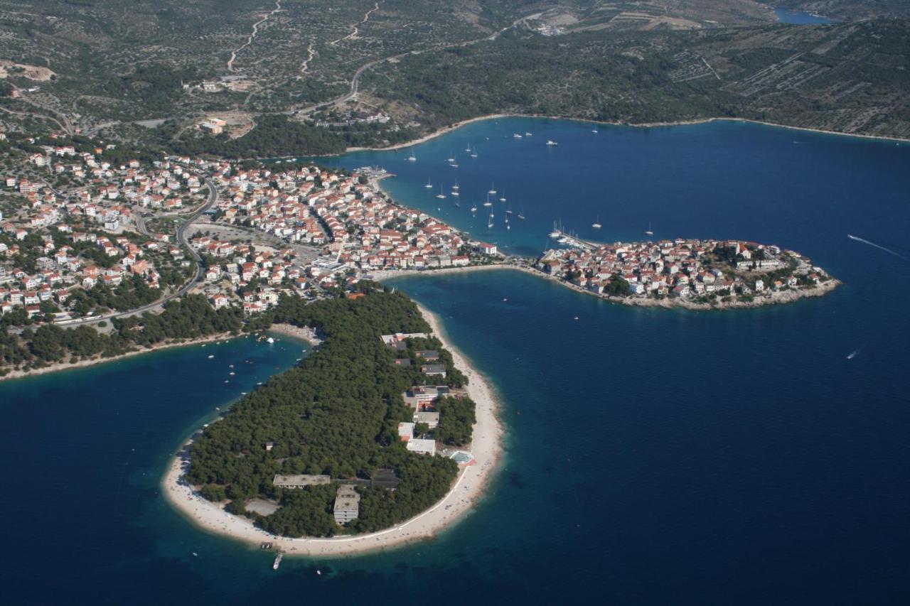 Apartments Jadran Primosten Bagian luar foto